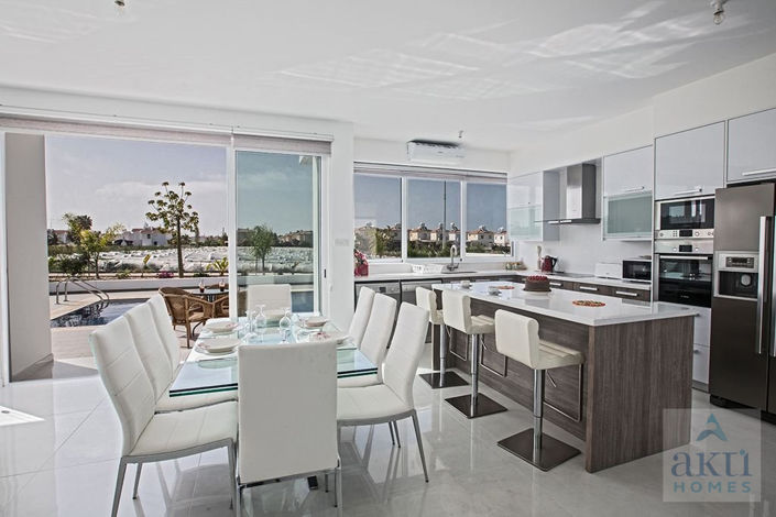 Image No.5-3 Bed Villa for sale