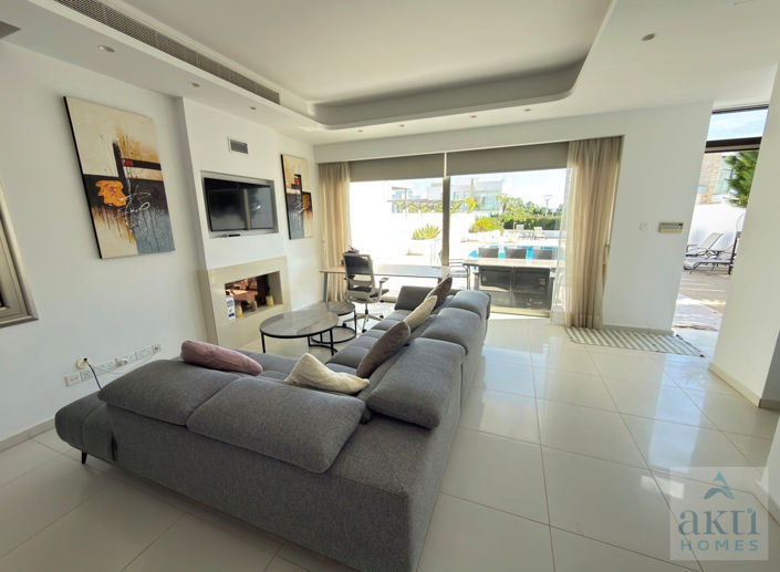 Image No.8-Villa de 5 chambres à vendre à Protaras