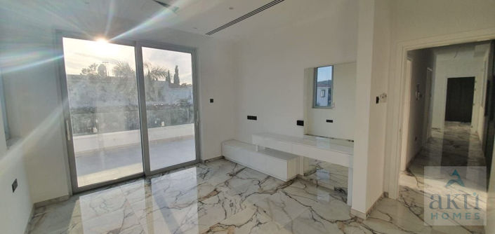 Image No.13-5 Bed Villa for sale