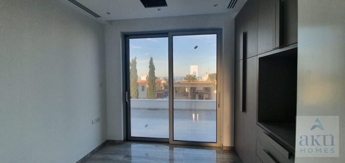 Image No.17-5 Bed Villa for sale