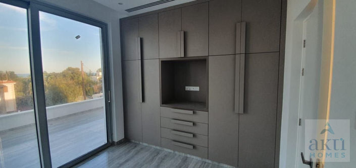 Image No.19-5 Bed Villa for sale