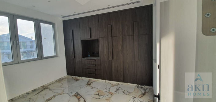 Image No.21-5 Bed Villa for sale