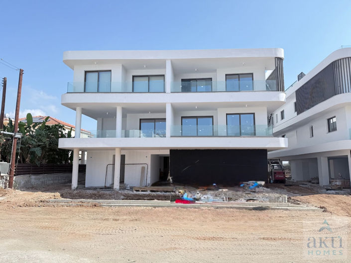 Image No.1-2 Bed Apartment for sale