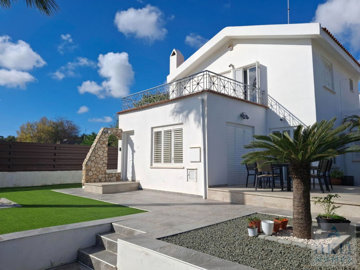 Villa de 4 chambres à vendre à Protaras
