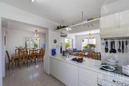 Image No.15-4 Bed Villa for sale