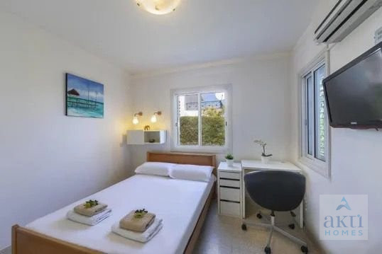 Image No.17-4 Bed Villa for sale