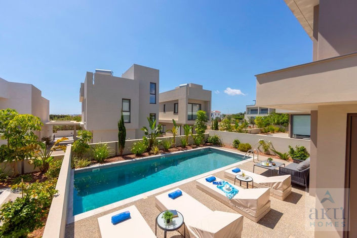 Image No.29-3 Bed Villa for sale