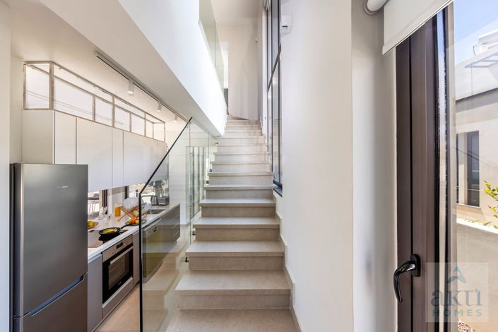 Image No.33-3 Bed Villa for sale