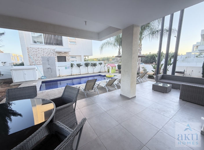 Image No.25-3 Bed Villa for sale