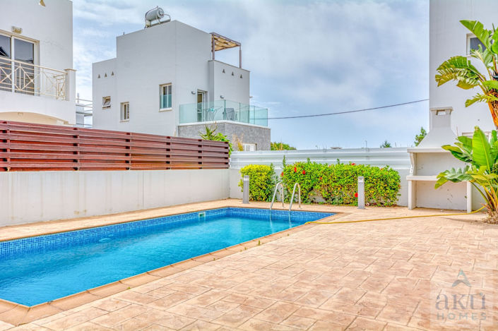 Image No.17-3 Bed Villa for sale