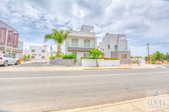 Image No.19-3 Bed Villa for sale