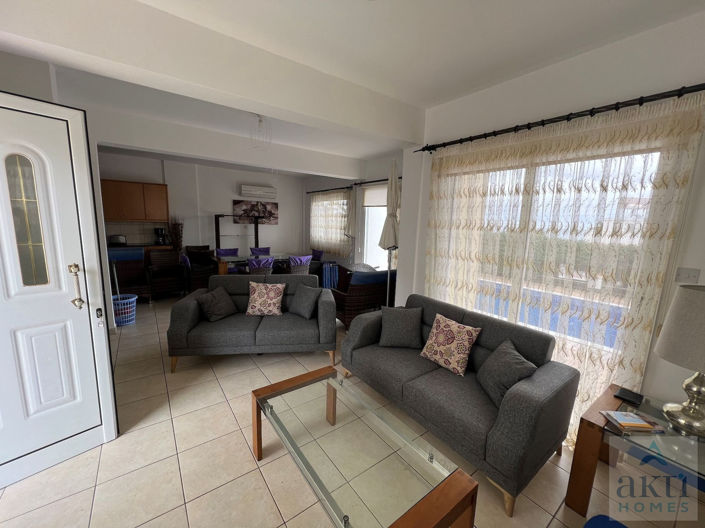 Image No.2-3 Bed Villa for sale