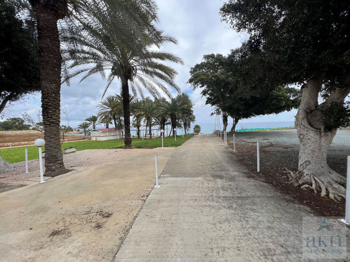 Image No.24-3 Bed Villa for sale