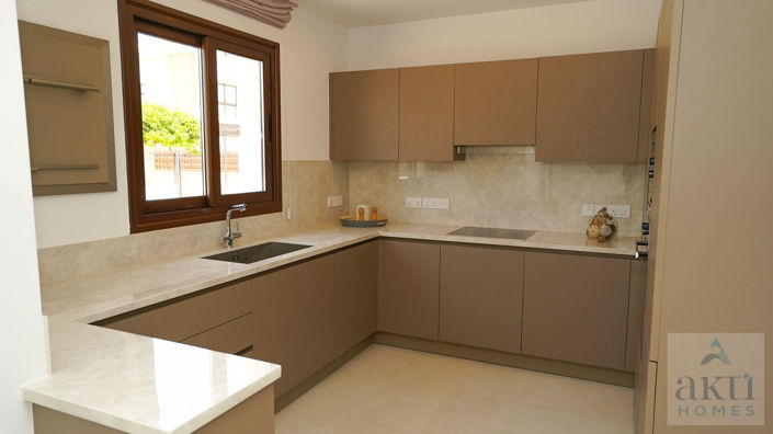 Image No.8-Villa de 5 chambres à vendre à Ayia Thekla