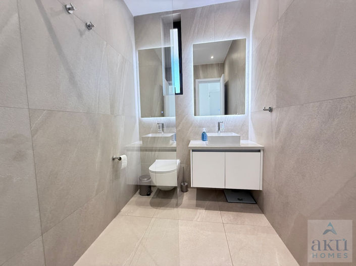 Image No.24-3 Bed Villa for sale