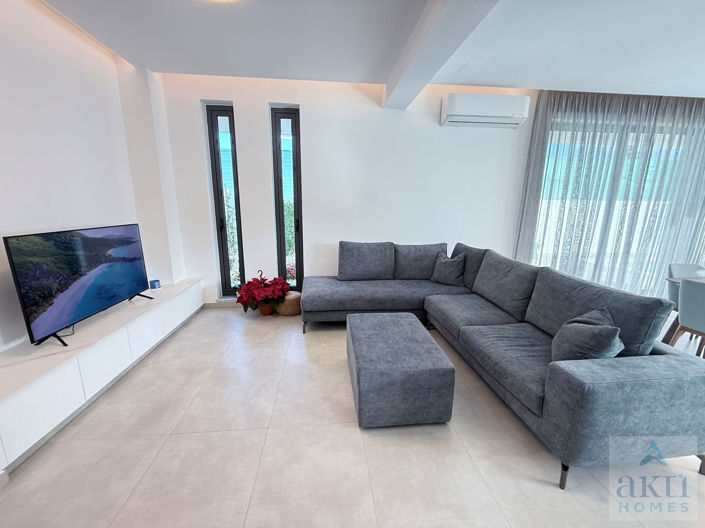 Image No.3-3 Bed Villa for sale