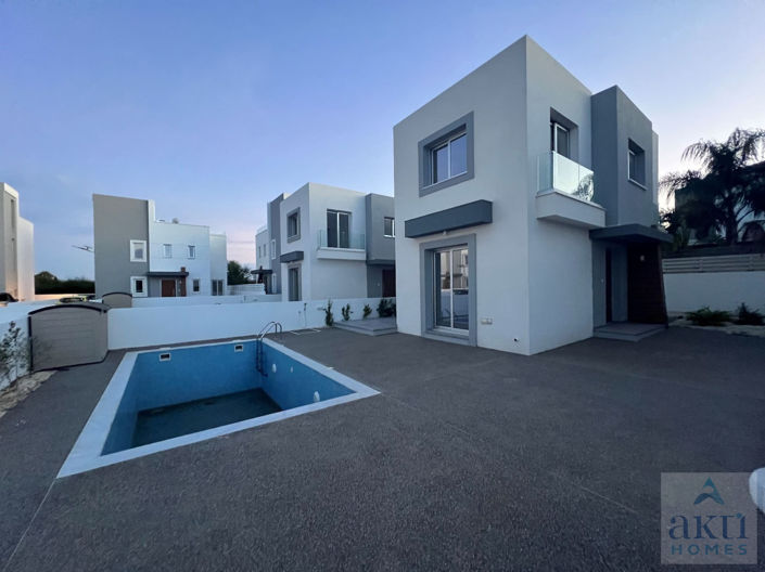 Image No.1-Villa de 3 chambres à vendre à Limassol
