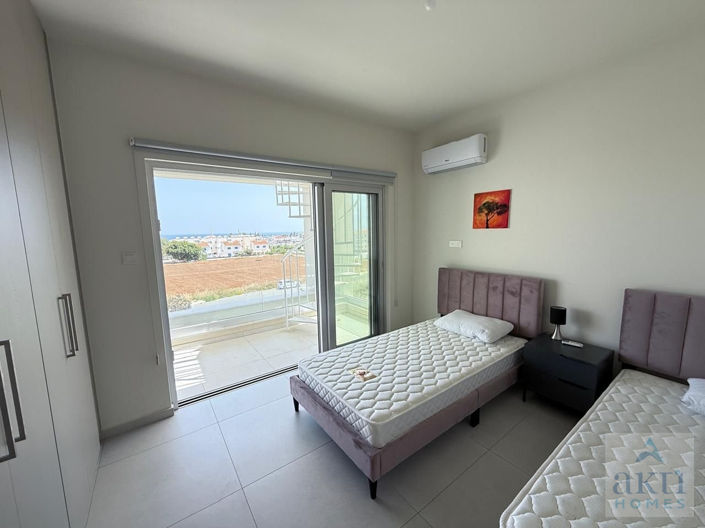 Image No.17-2 Bed Apartment for sale