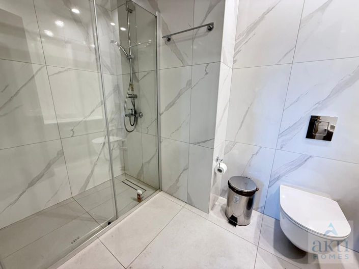 Image No.21-2 Bed Apartment for sale