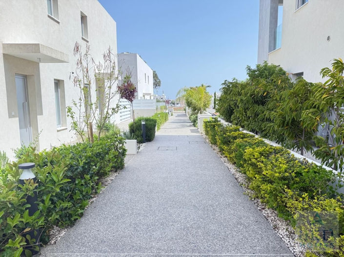 Image No.28-2 Bed Apartment for sale