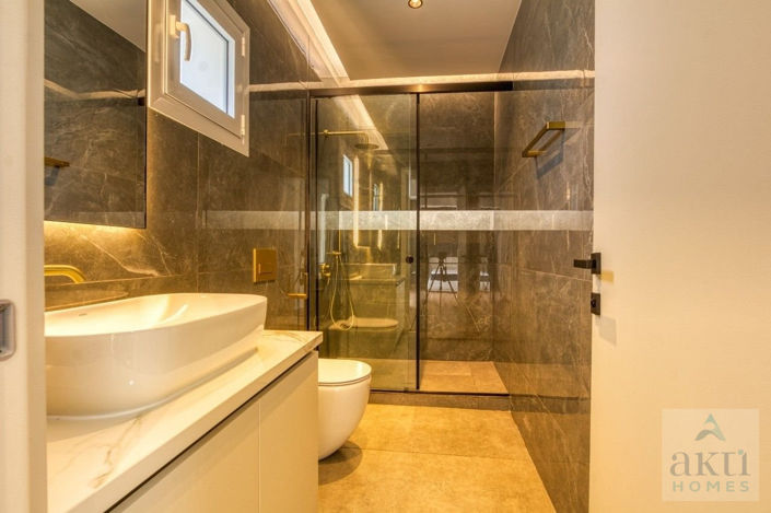 Image No.18-4 Bed Villa for sale