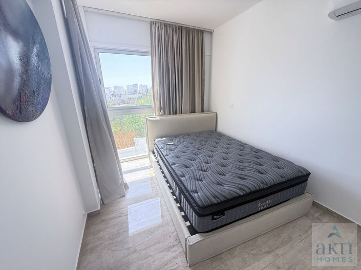 Image No.10-5 Bed Villa for sale