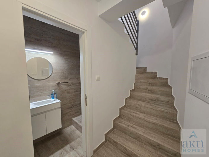 Image No.19-5 Bed Villa for sale