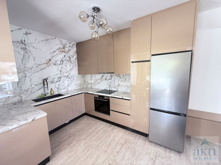 Image No.3-5 Bed Villa for sale