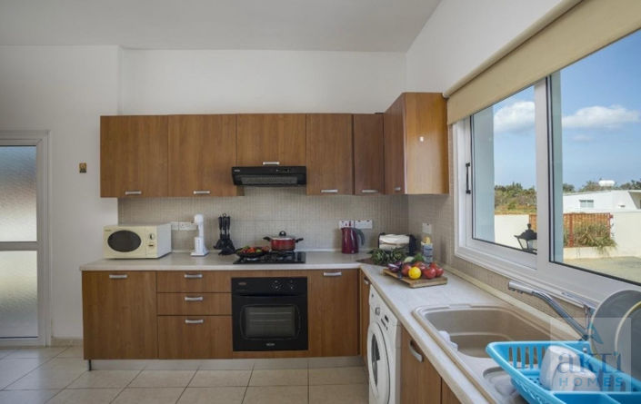 Image No.3-4 Bed Villa for sale