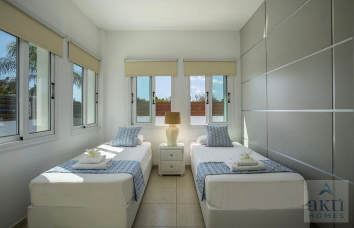 Image No.7-4 Bed Villa for sale