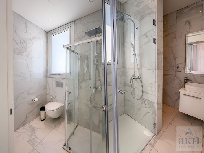 Image No.16-4 Bed Villa for sale