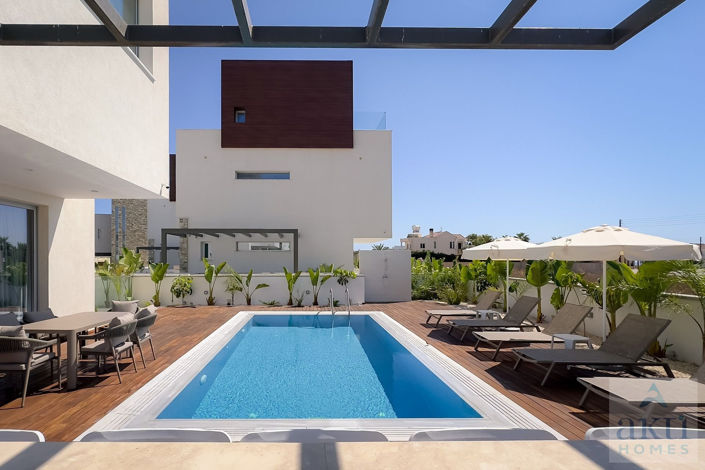 Image No.19-4 Bed Villa for sale