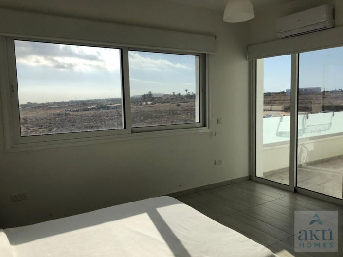 Image No.12-4 Bed Villa for sale