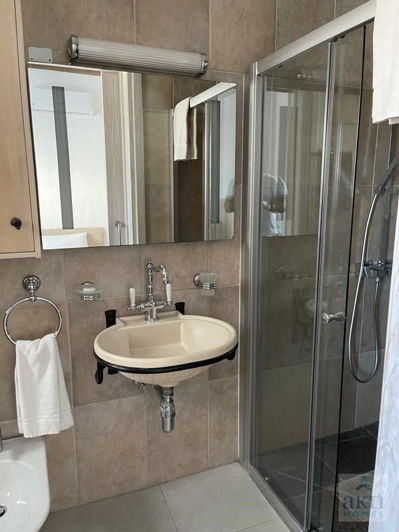 Image No.20-5 Bed Villa for sale