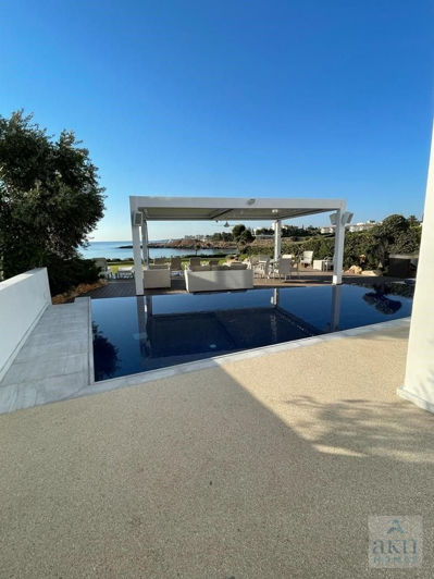 Image No.5-5 Bed Villa for sale