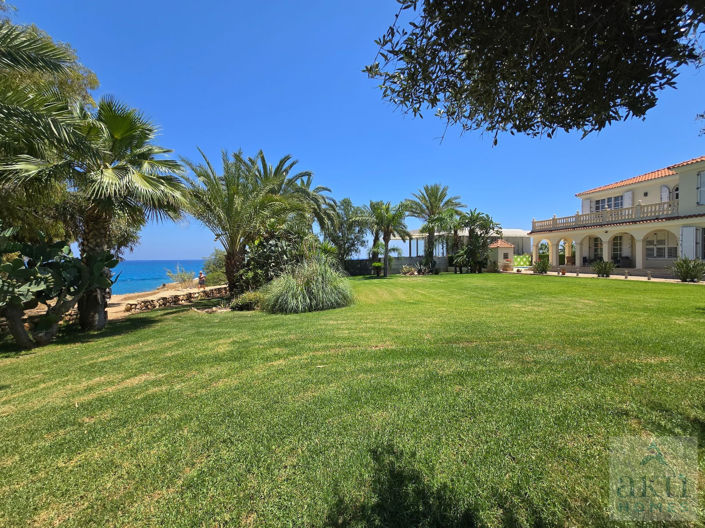 Image No.1-4 Bed Villa for sale