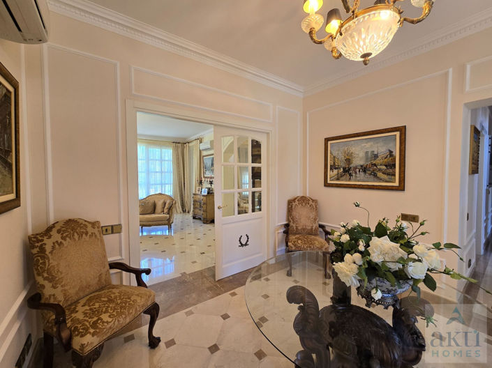 Image No.10-4 Bed Villa for sale