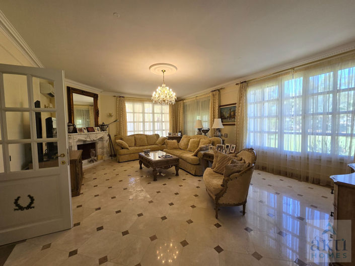 Image No.7-4 Bed Villa for sale