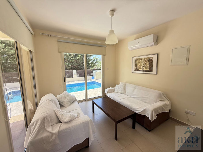 Image No.2-2 Bed Villa for sale