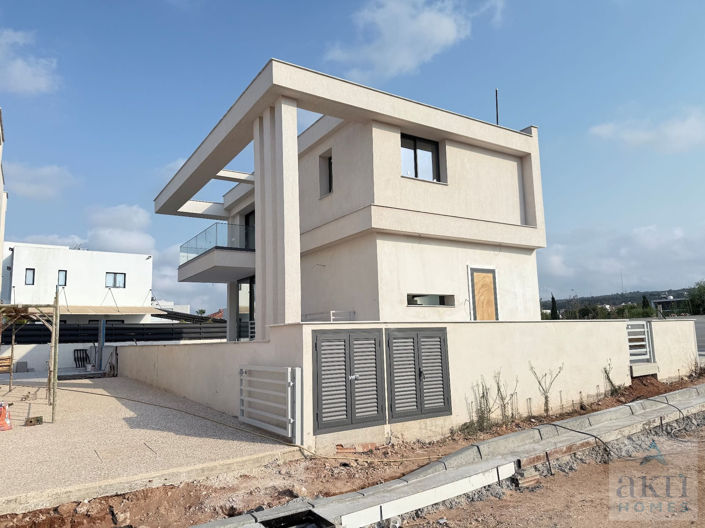 Image No.17-5 Bed Villa for sale