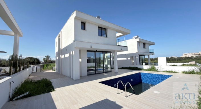 Image No.20-Villa de 5 chambres à vendre à Protaras