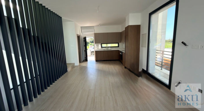 Image No.3-5 Bed Villa for sale