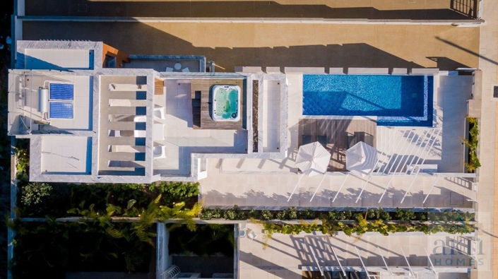 Image No.18-3 Bed Villa for sale