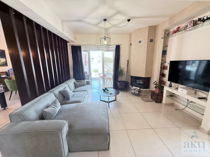 Image No.10-4 Bed Villa for sale