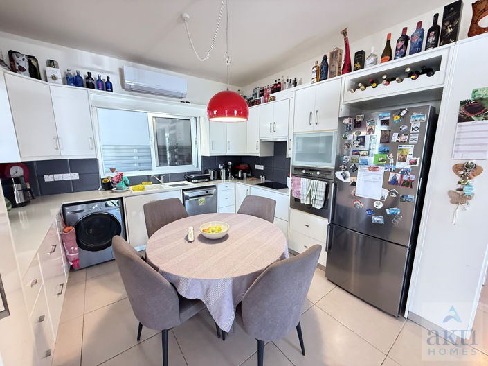 Image No.11-4 Bed Villa for sale