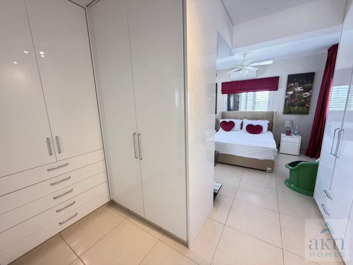 Image No.18-4 Bed Villa for sale