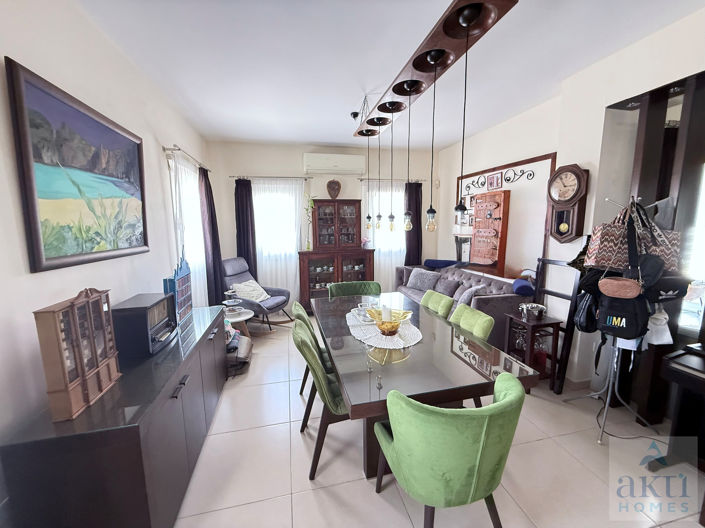 Image No.3-4 Bed Villa for sale