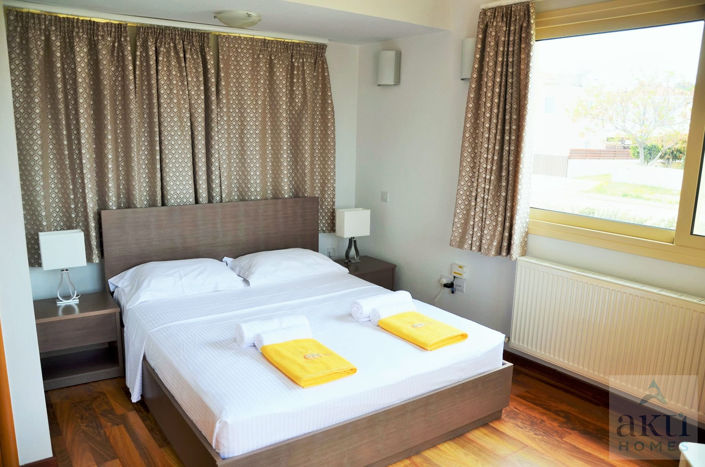 Image No.8-3 Bed Villa for sale