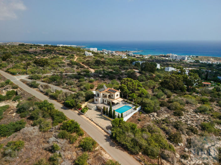 Image No.2-4 Bed Villa for sale