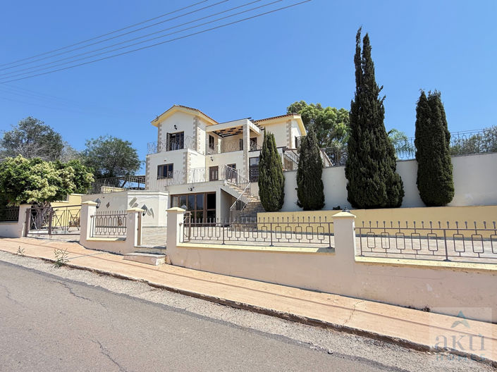 Image No.22-4 Bed Villa for sale